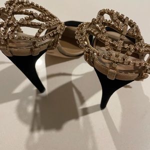 Gucci
Black Suede Crystal Embellished Ankle Strappy Sandals